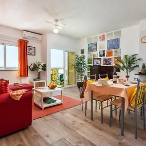  Apartment Beauty & Cozy
